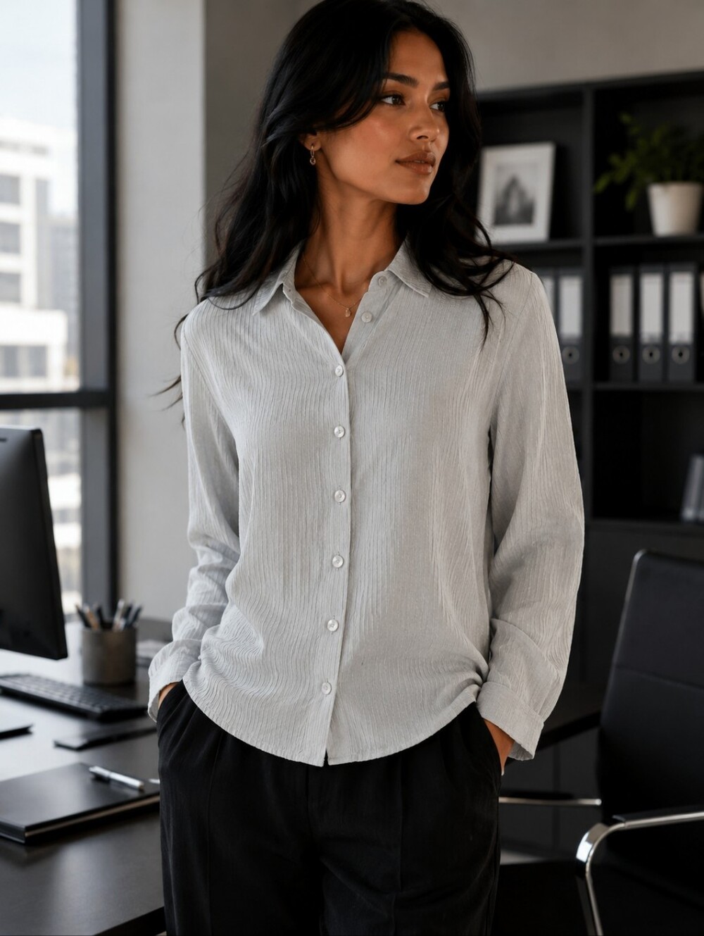 Zanella 100% Silk Light Gray Button-Down Collared  Shirt Size 6 Italy